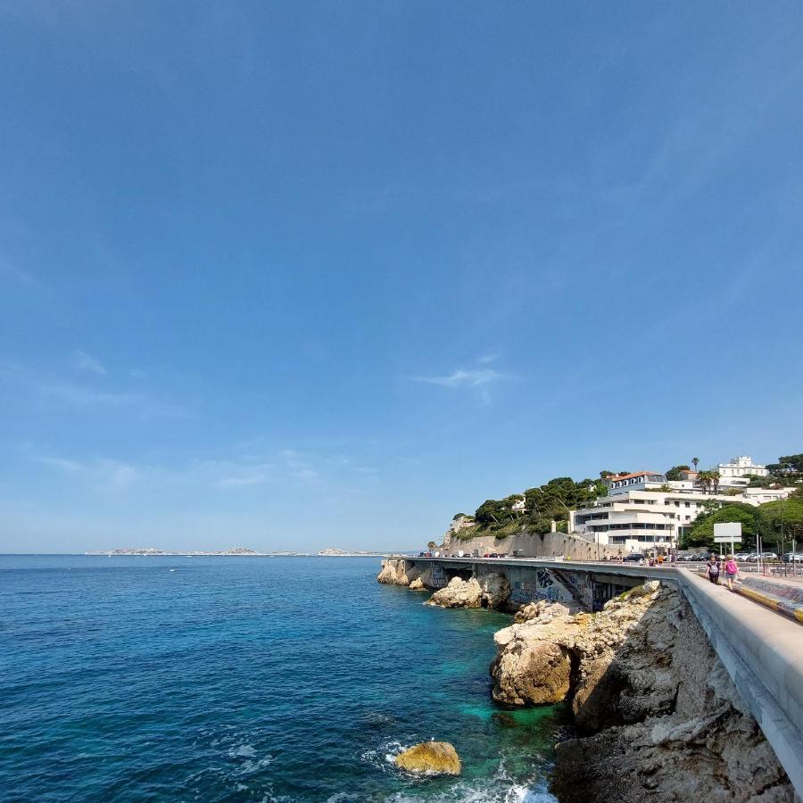 Studio A 2 Pas De La Plage Marseille Exterior photo